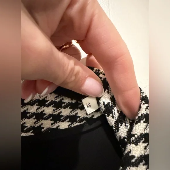 Sandro Short Houndstooth Tweed Dress Size 38 US 6 MSRP: $445 Excellent Condition - Picture 11 of 16